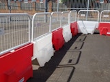 Pyramid Barrier Right Angle Mesh Fence 2