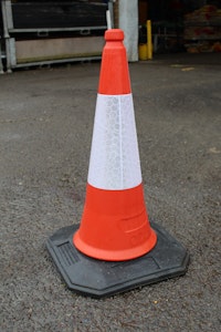 2 Piece traffic cone
