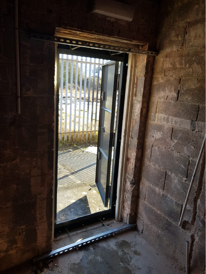 Security door inside - after