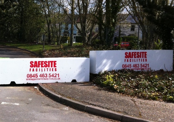Safe Site Heavy Duty Barriers