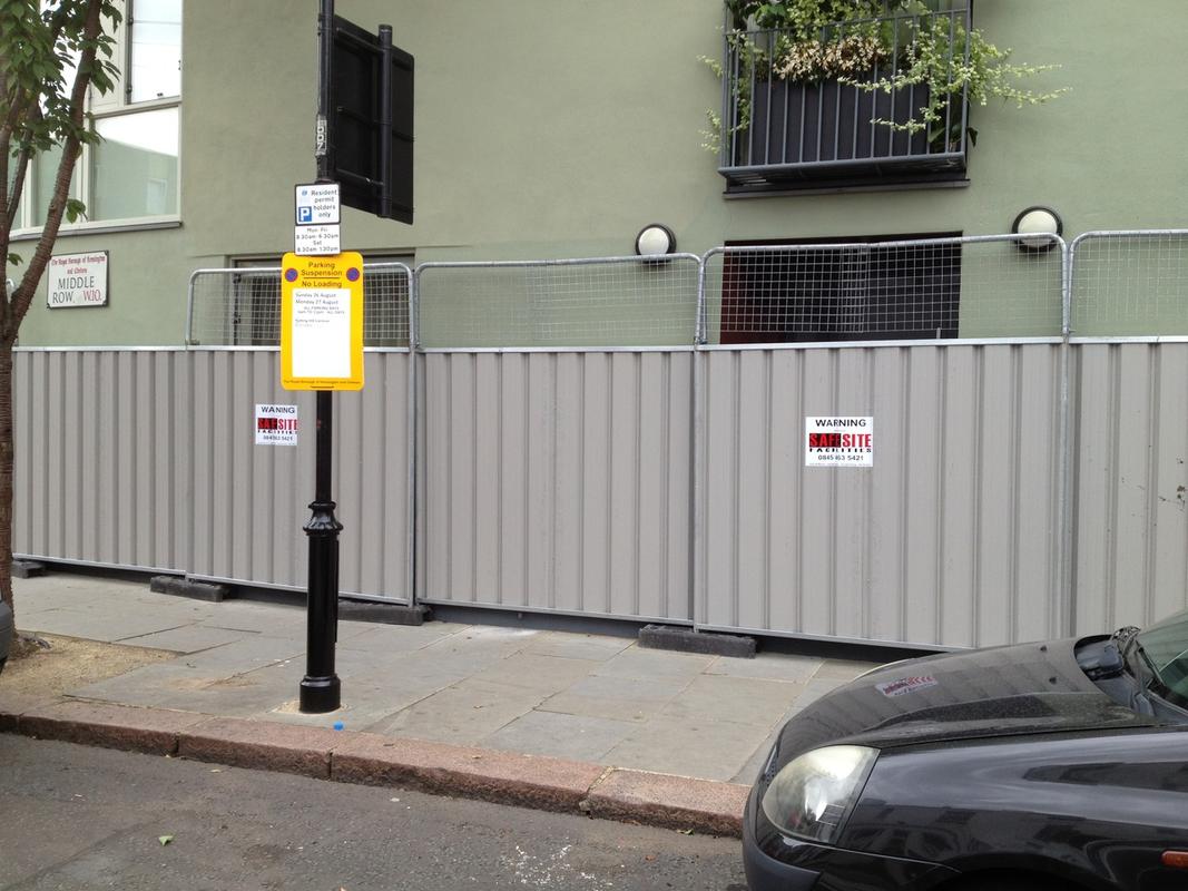 Temporary steel hoarding - grey