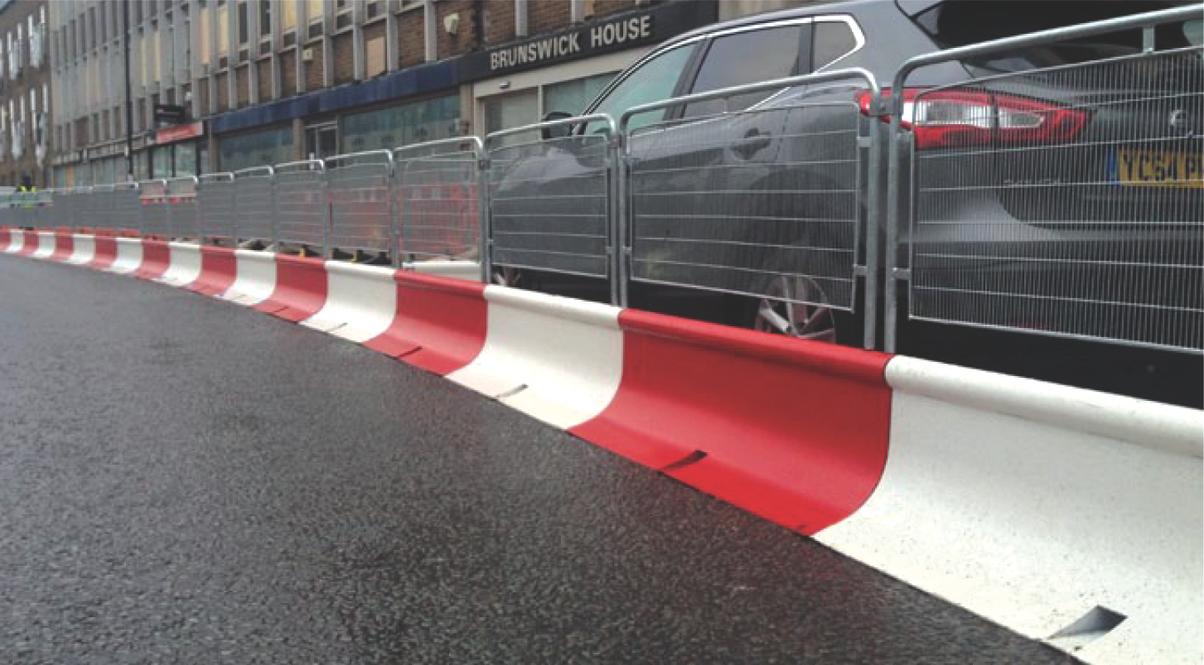 Pedestrian Guard Mass Barriers with fence