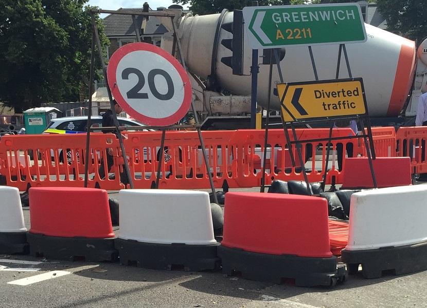 Road Runner Self-Weighted Barrier