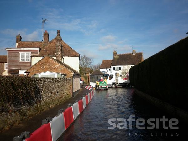 Flood defence barrier 500mm deployment