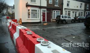 900mm flood barrier in place 2