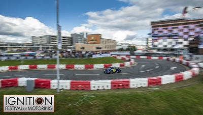 RB22 Barriers protecting spectators