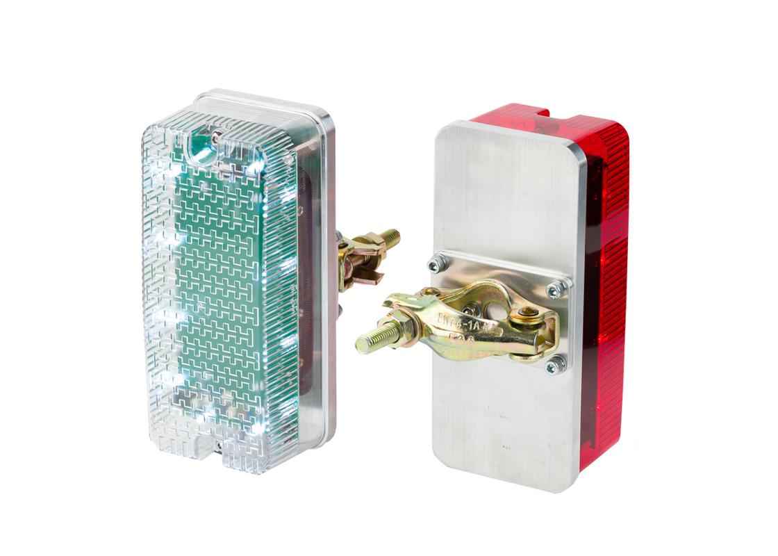 battery bulkhead lighting red and white with heras scaffold fixing