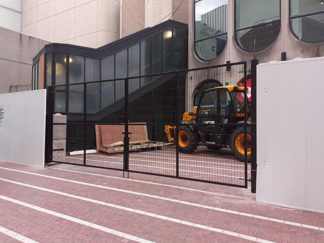 PVC hoarding vehicle gate