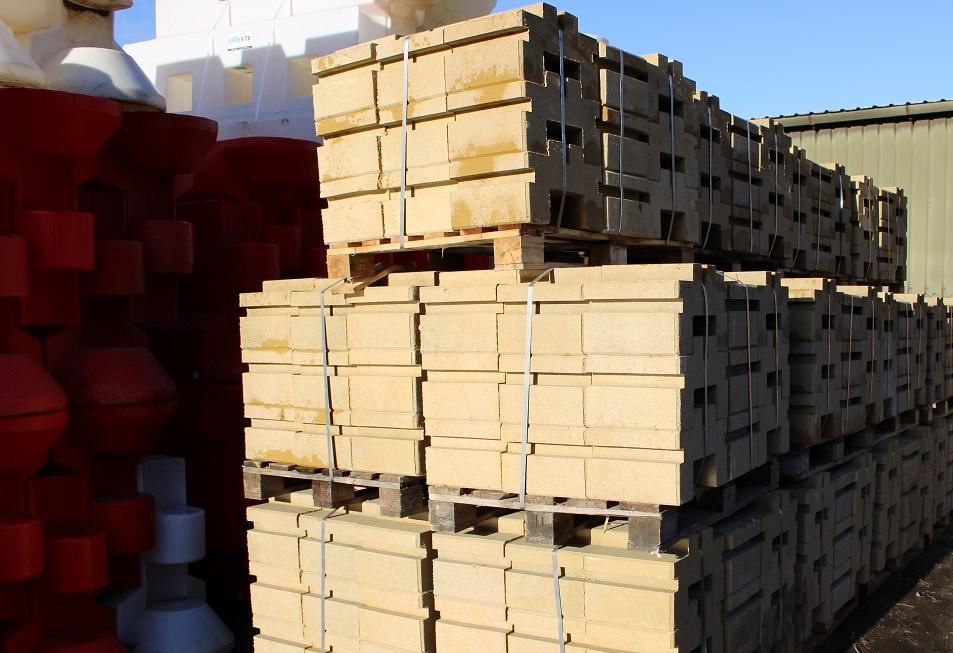 Used concrete kentledge