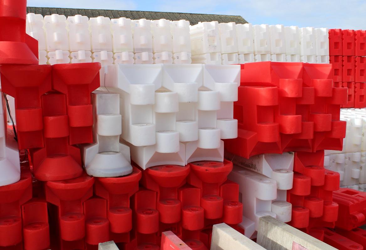 Second hand water filled barriers