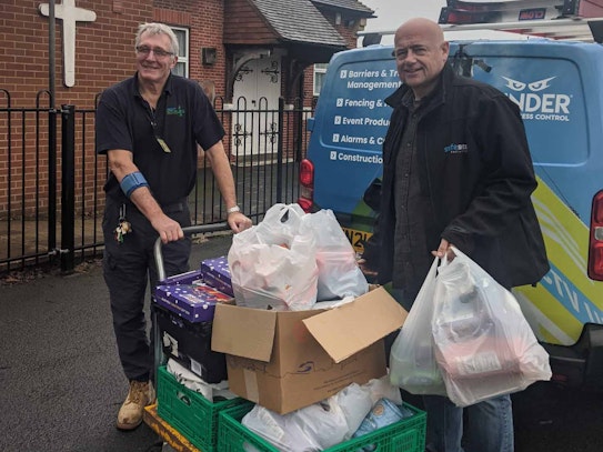 Safe Site Facilities donates the equivalent of £3,000 in food and monetary donations to local foodbanks