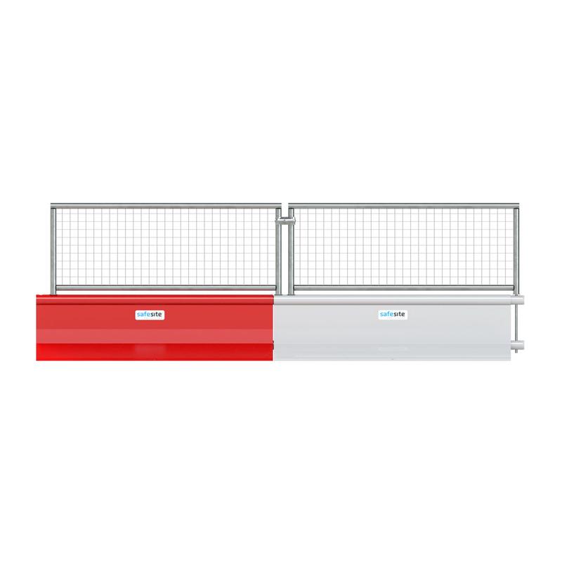 Manta barrier with short fence