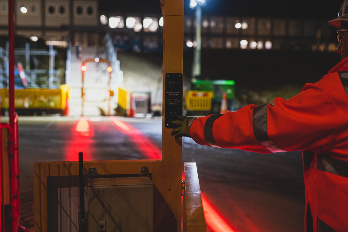 Safesite Illuminated walkway control