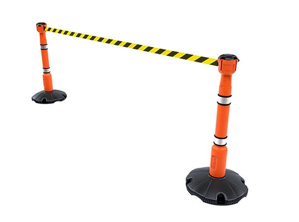 STS212340 Skipper post and rail system in line