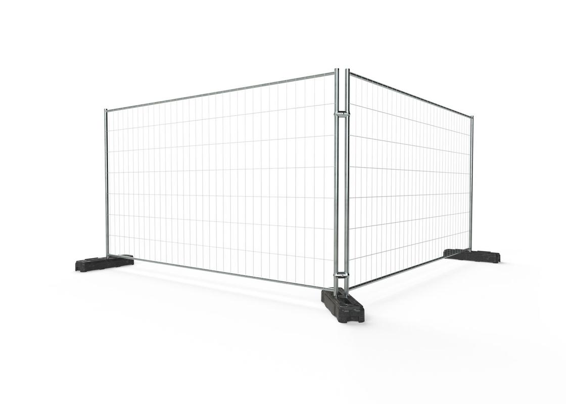 Square topped standard mesh fencing