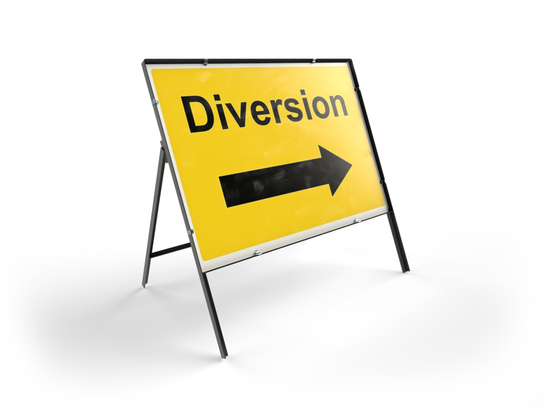 Diversion Right Temporary Road Sign With Frame – 1050 x 750mm