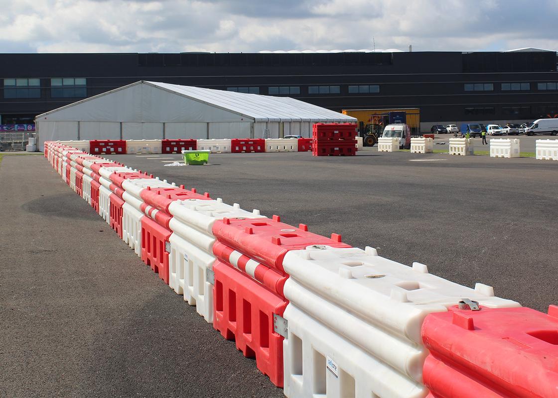 rb22 water filled barriers on site