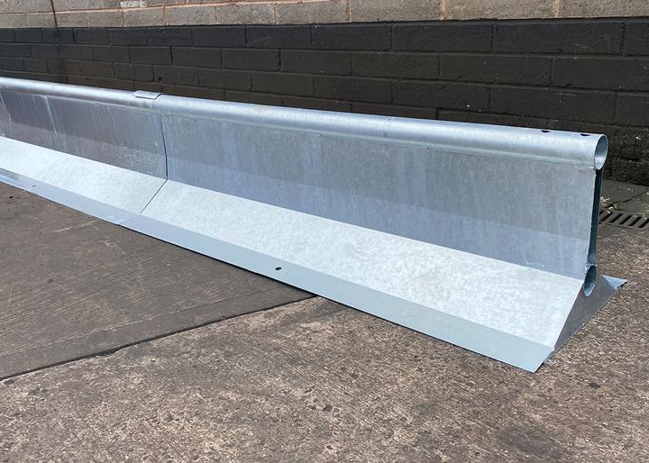 manta unpainted barriers connected