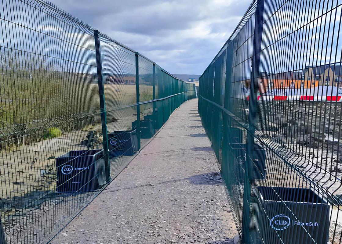 V mesh fencing installed