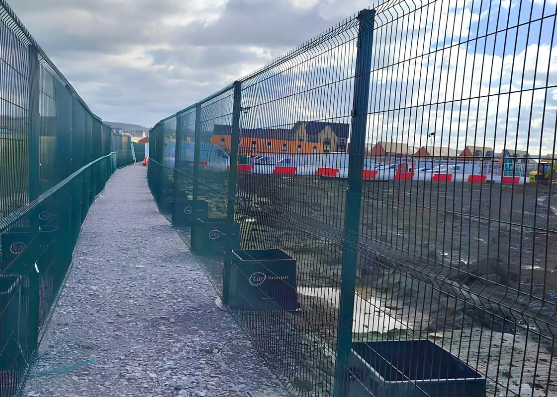 V mesh fencing installed