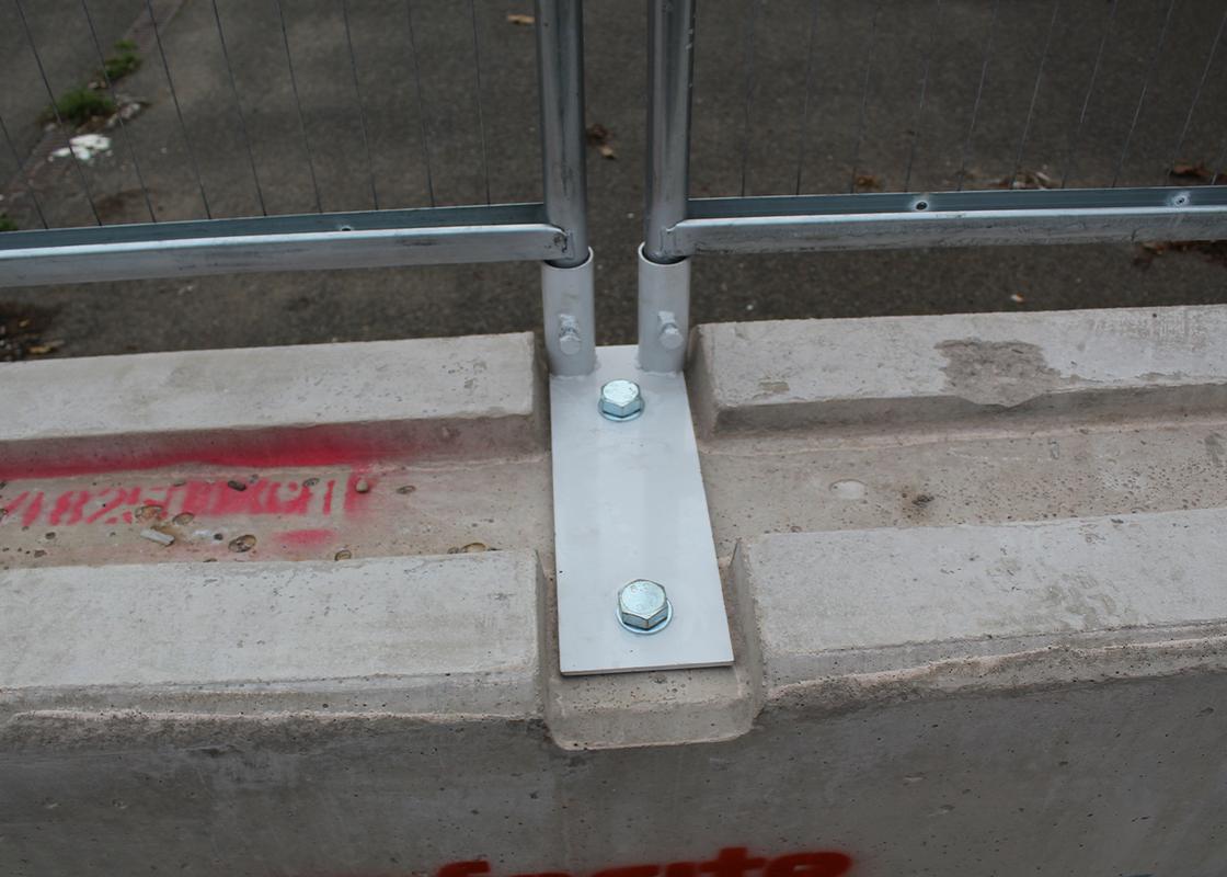 Closeup of Mesh Panel connection into the TVCB Concrete Barriers