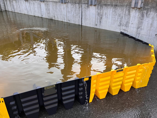Flood Fence System