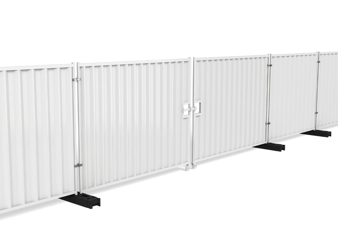 5m hoarding vehicle gate - white installed