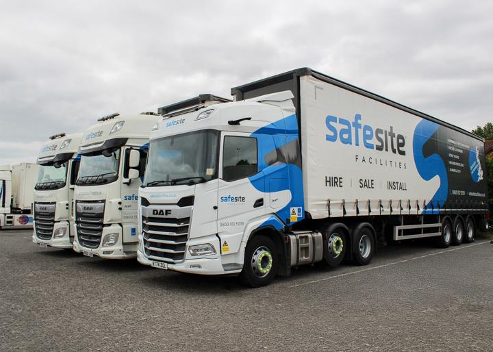 artic delivery vehicles